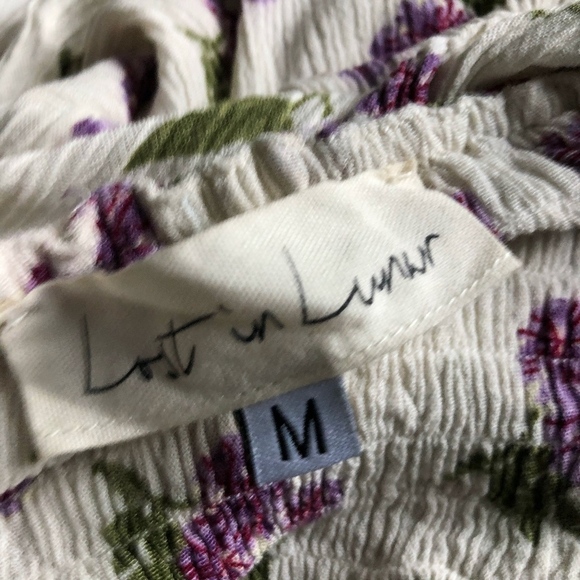 *LOST IN LUNAR* Ivory Floral Blouse Top Size M - Picture 3 of 3